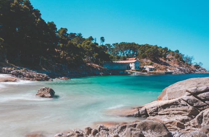 La casa 4 en Piscis tiende a vivir en conexión con el mar