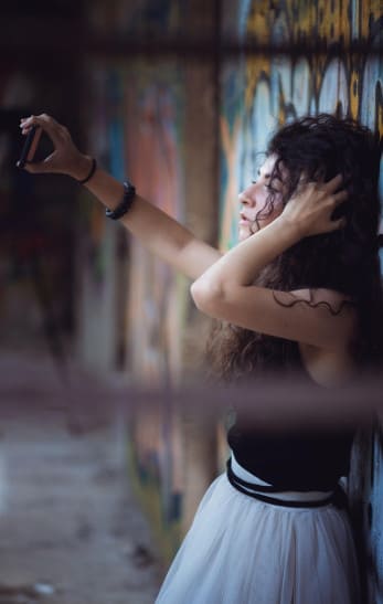 Nacido con Venus en sextil con Neptuno, serás más feliz en las relaciones que apoyen tu sentido de armonía divina.